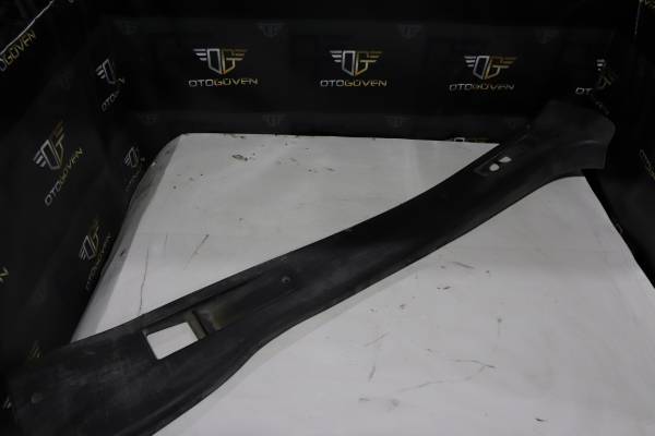 FORD TRANSİT 190 V ÇIKMA PARÇA TRANSİT V184 İÇ DİREK PLASTİĞİ